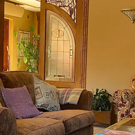 Malvasia - Adults Only Hotell Cabezón de Liébana