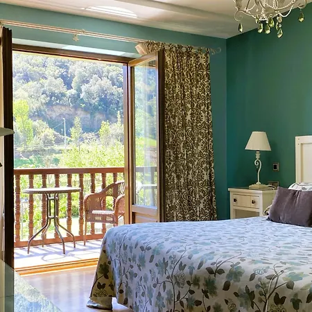 Malvasia - Adults Only 3*