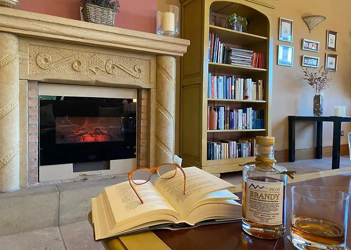 Malvasia - Adults Only